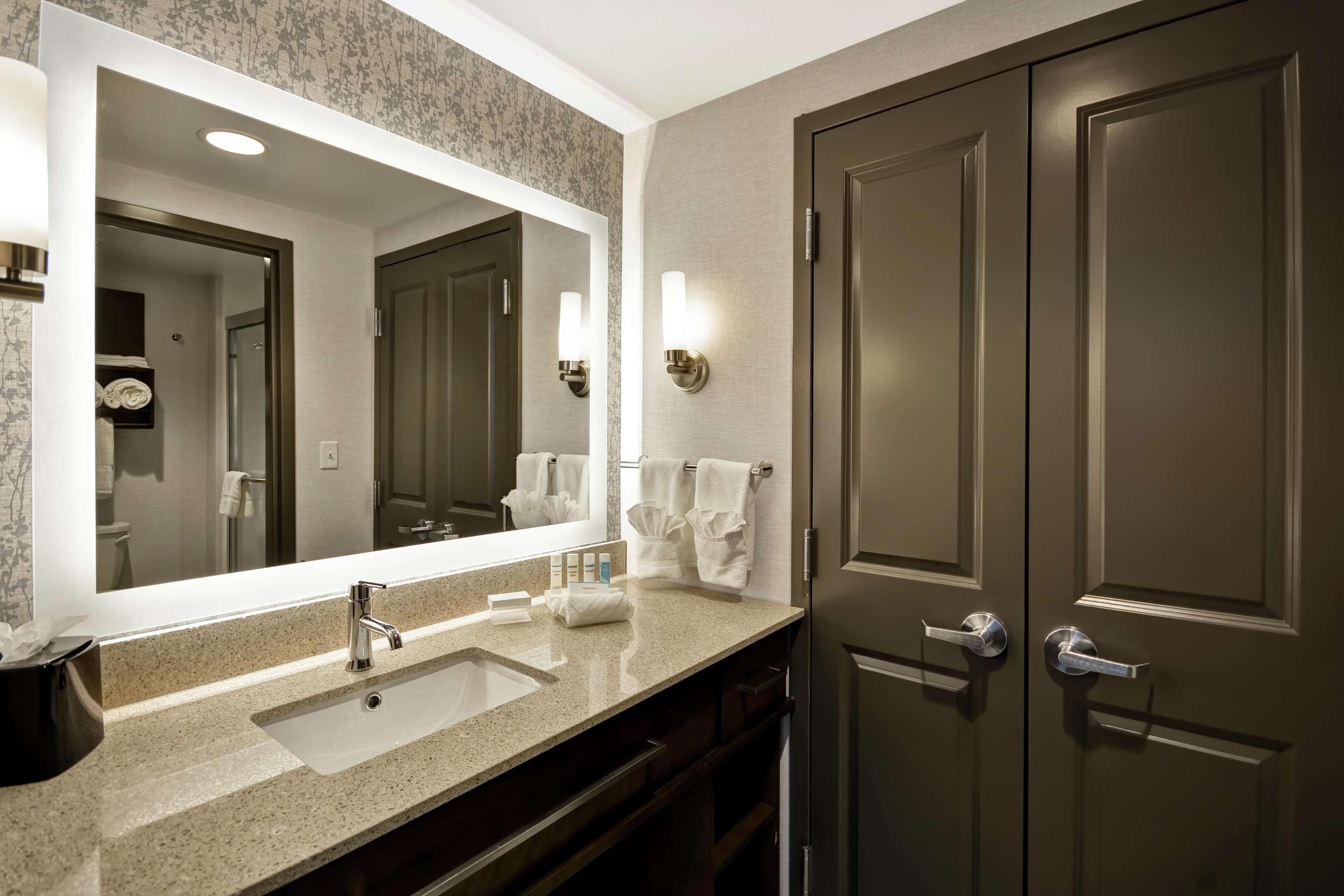 Homewood Suites By Hilton Warren Detroit Екстериор снимка