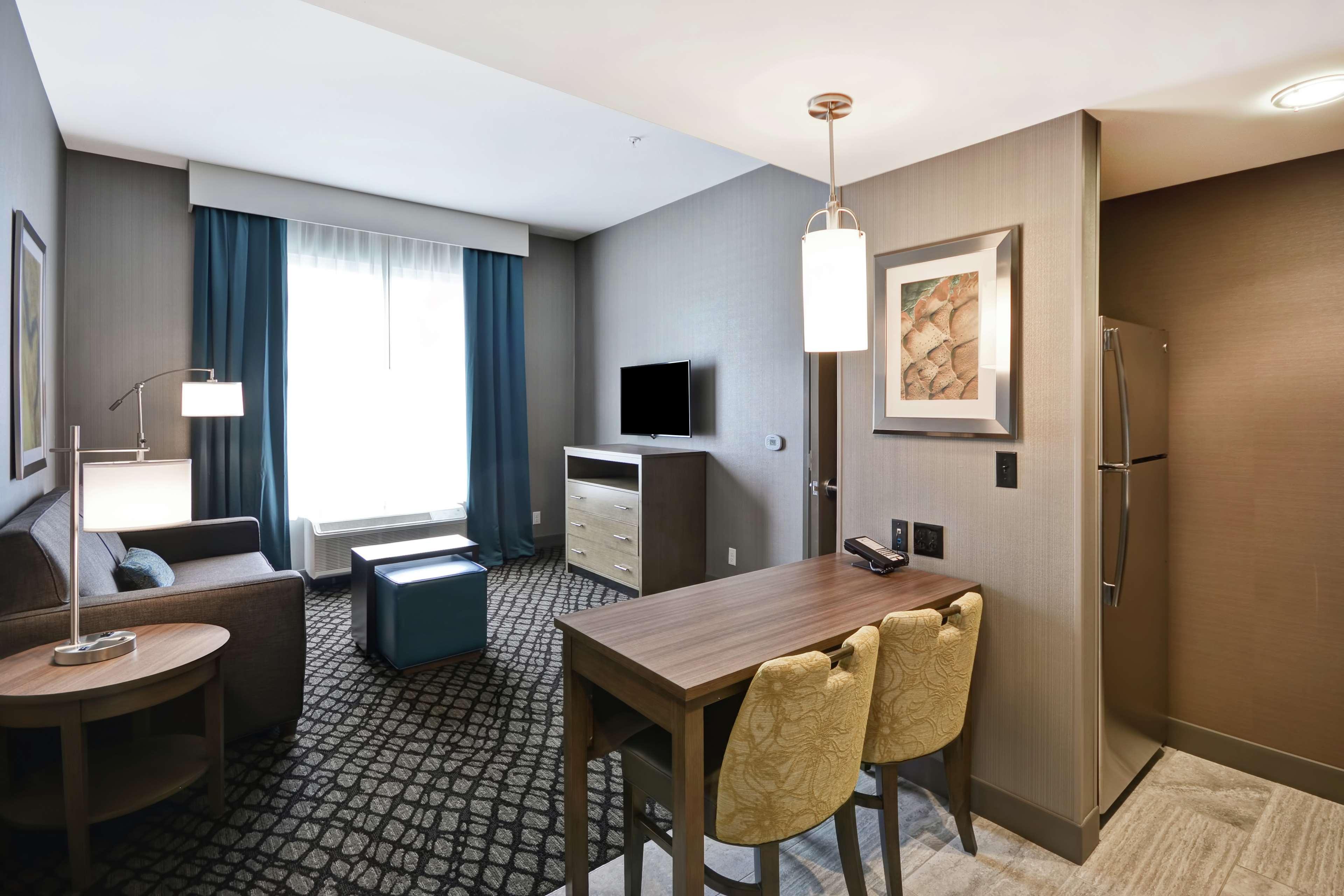 Homewood Suites By Hilton Warren Detroit Екстериор снимка