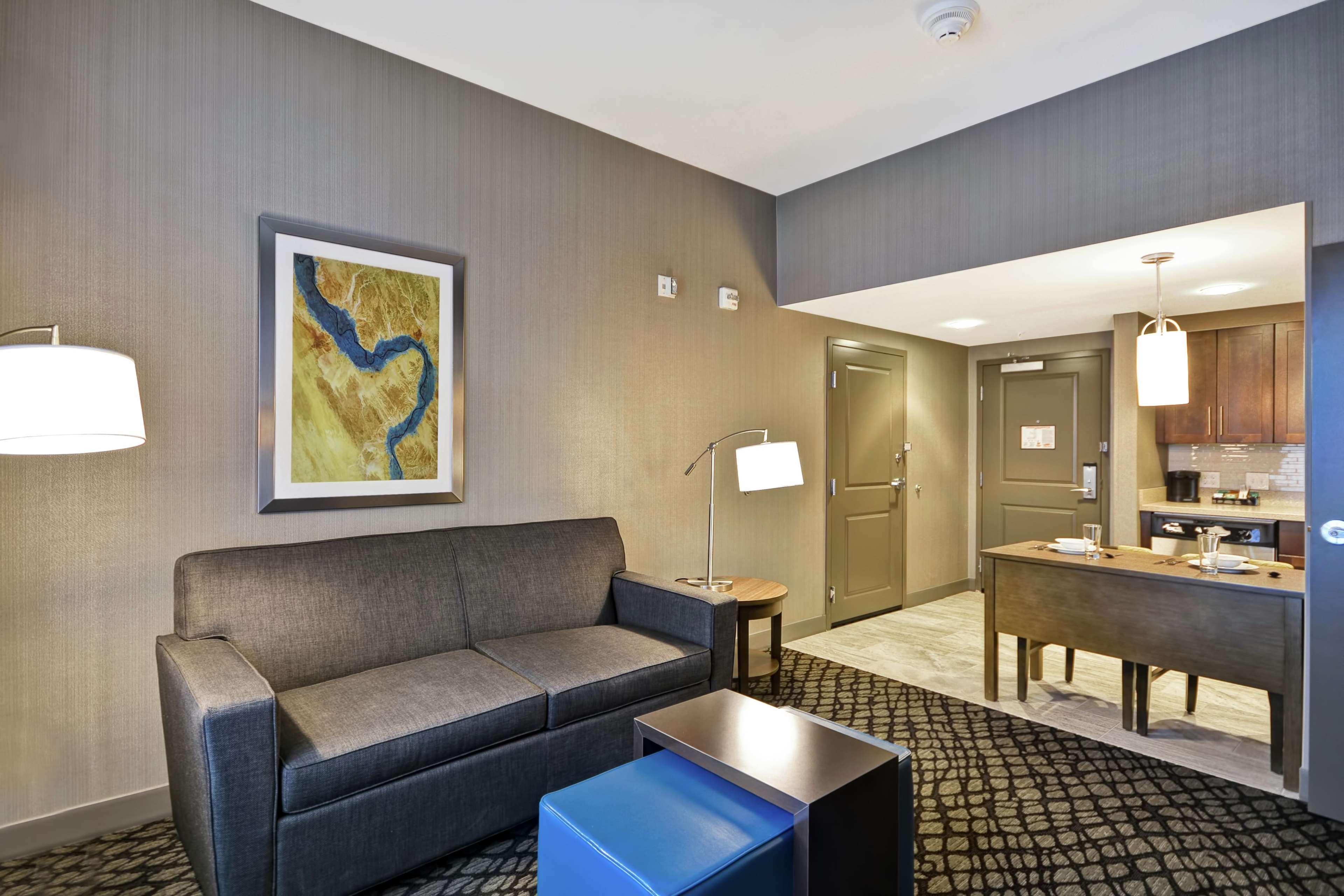 Homewood Suites By Hilton Warren Detroit Екстериор снимка