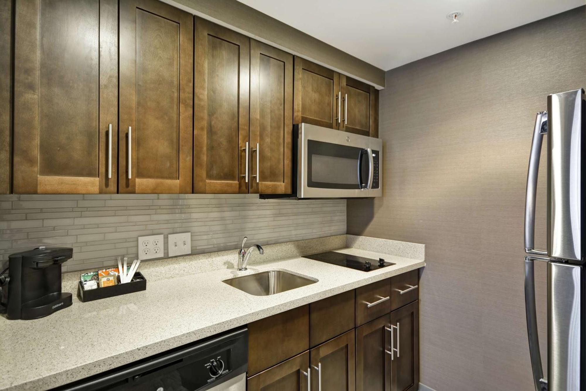 Homewood Suites By Hilton Warren Detroit Екстериор снимка