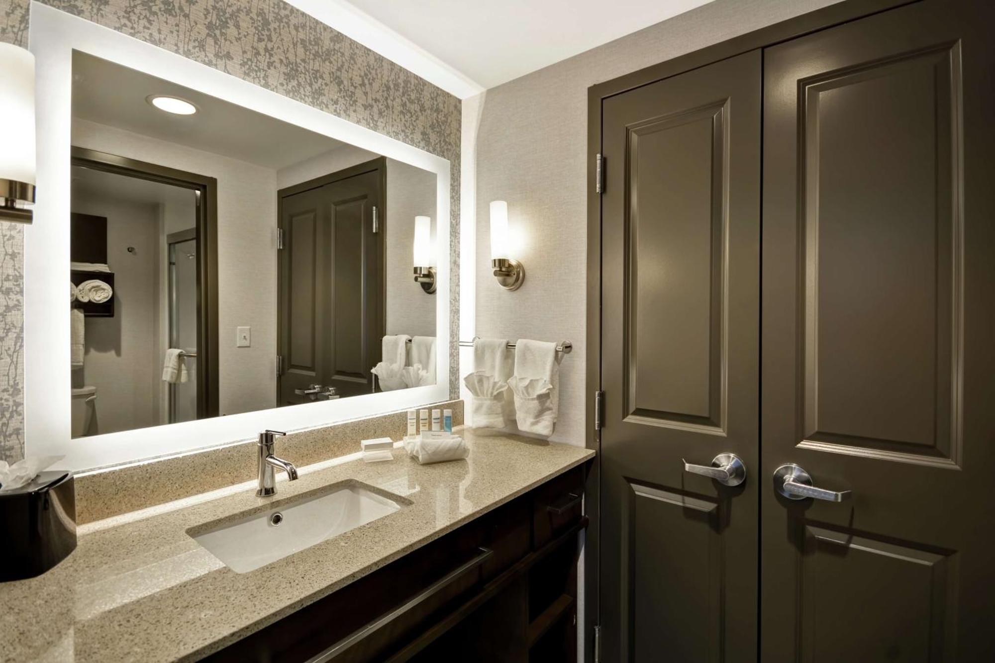 Homewood Suites By Hilton Warren Detroit Екстериор снимка