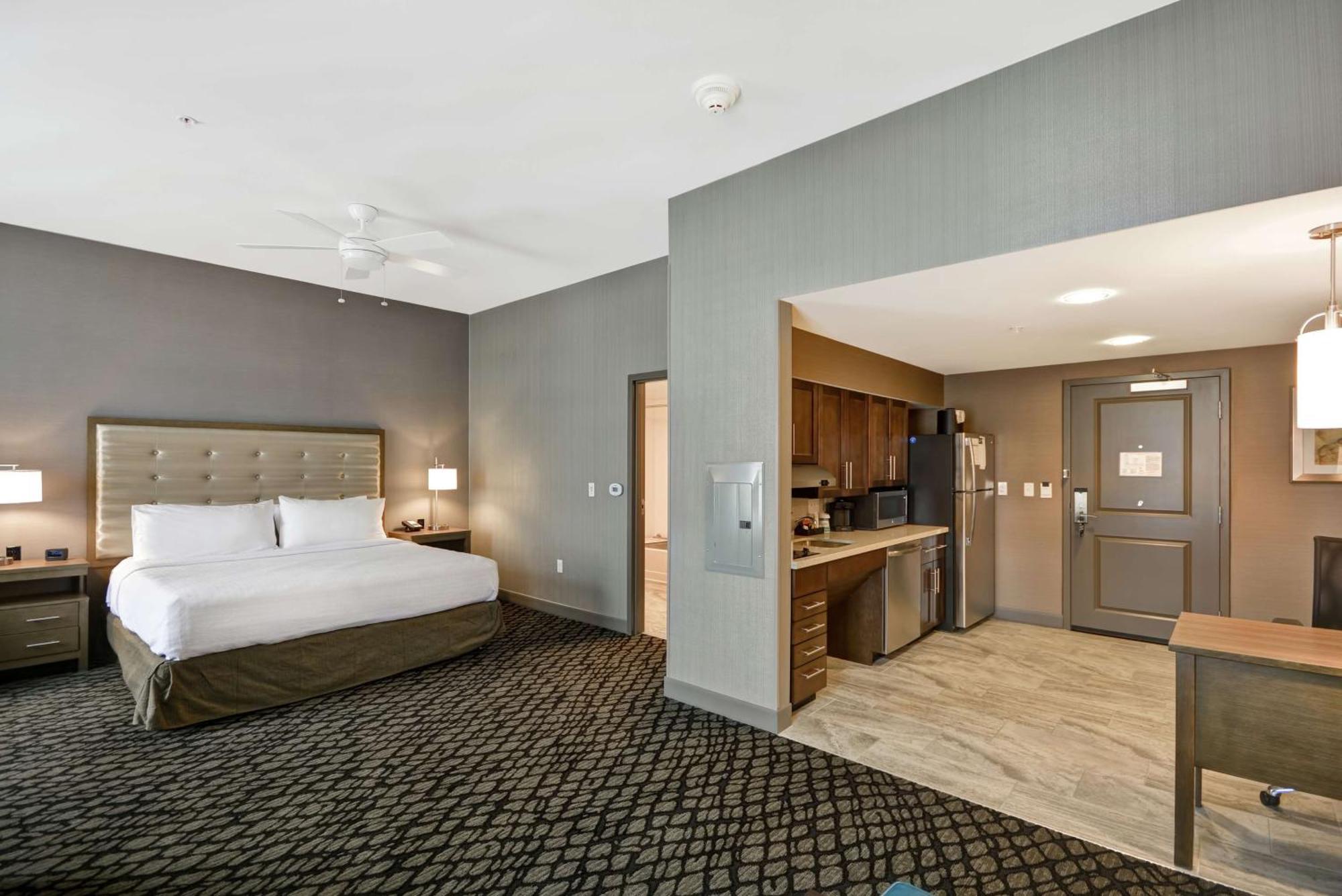 Homewood Suites By Hilton Warren Detroit Екстериор снимка