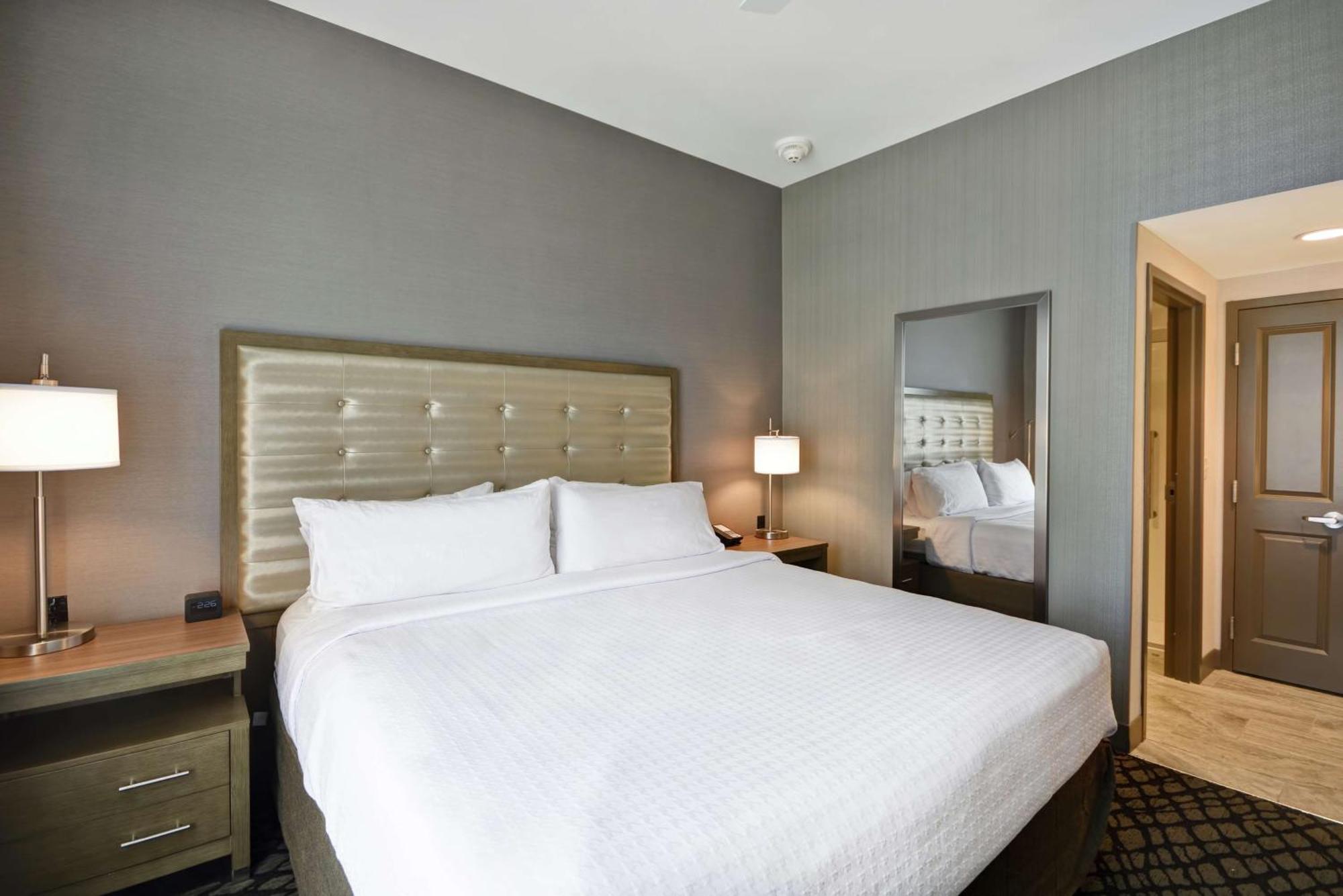 Homewood Suites By Hilton Warren Detroit Екстериор снимка