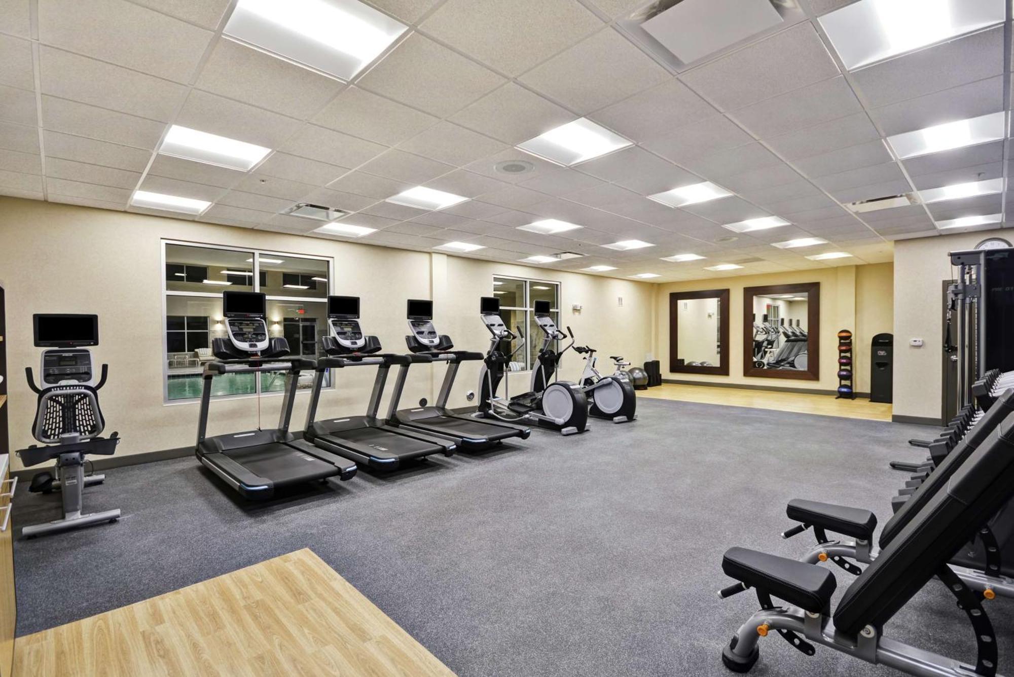 Homewood Suites By Hilton Warren Detroit Екстериор снимка